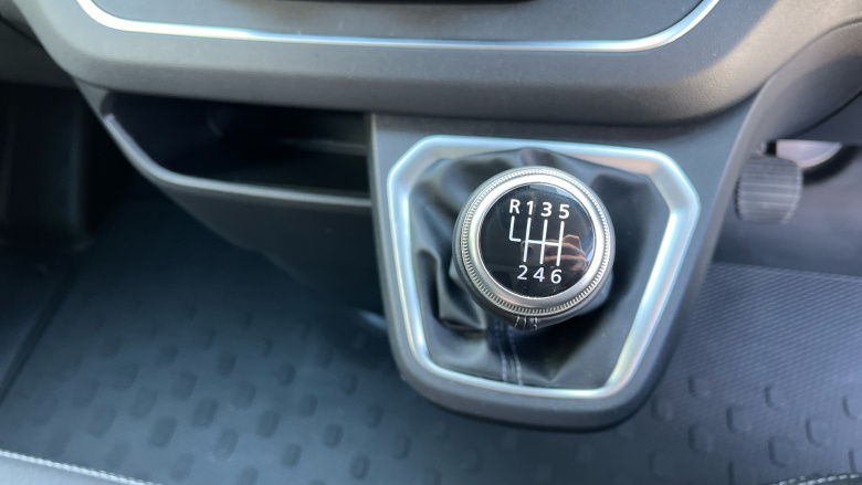 Renault Trafic Swb Diesel SL30 Blue dCi 150 Extra [Safety] Van